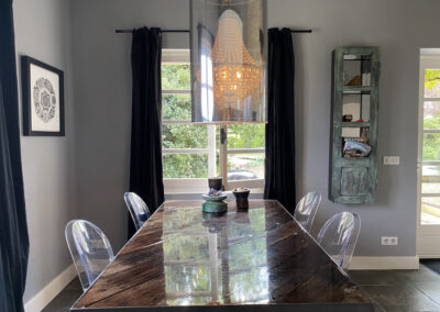 Villa Lafage-pigion tower-kitchen table